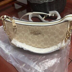 Coach Classic Off-White Crescent Women's Shoulder Bag